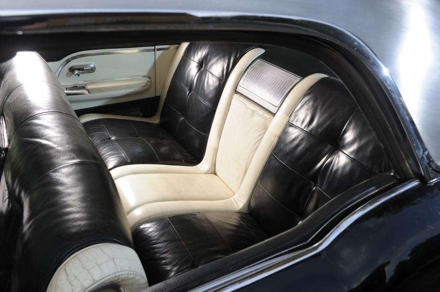  Cadillac Eldorado Biarritz 1958 года  (фото 6 из 15)